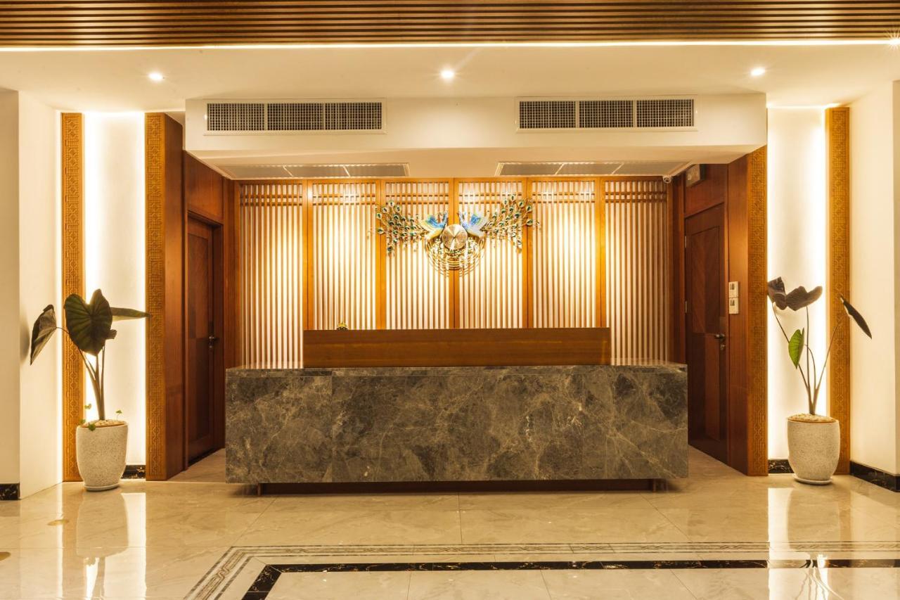 Thapae Twins Hotel 치앙마이 외부 사진