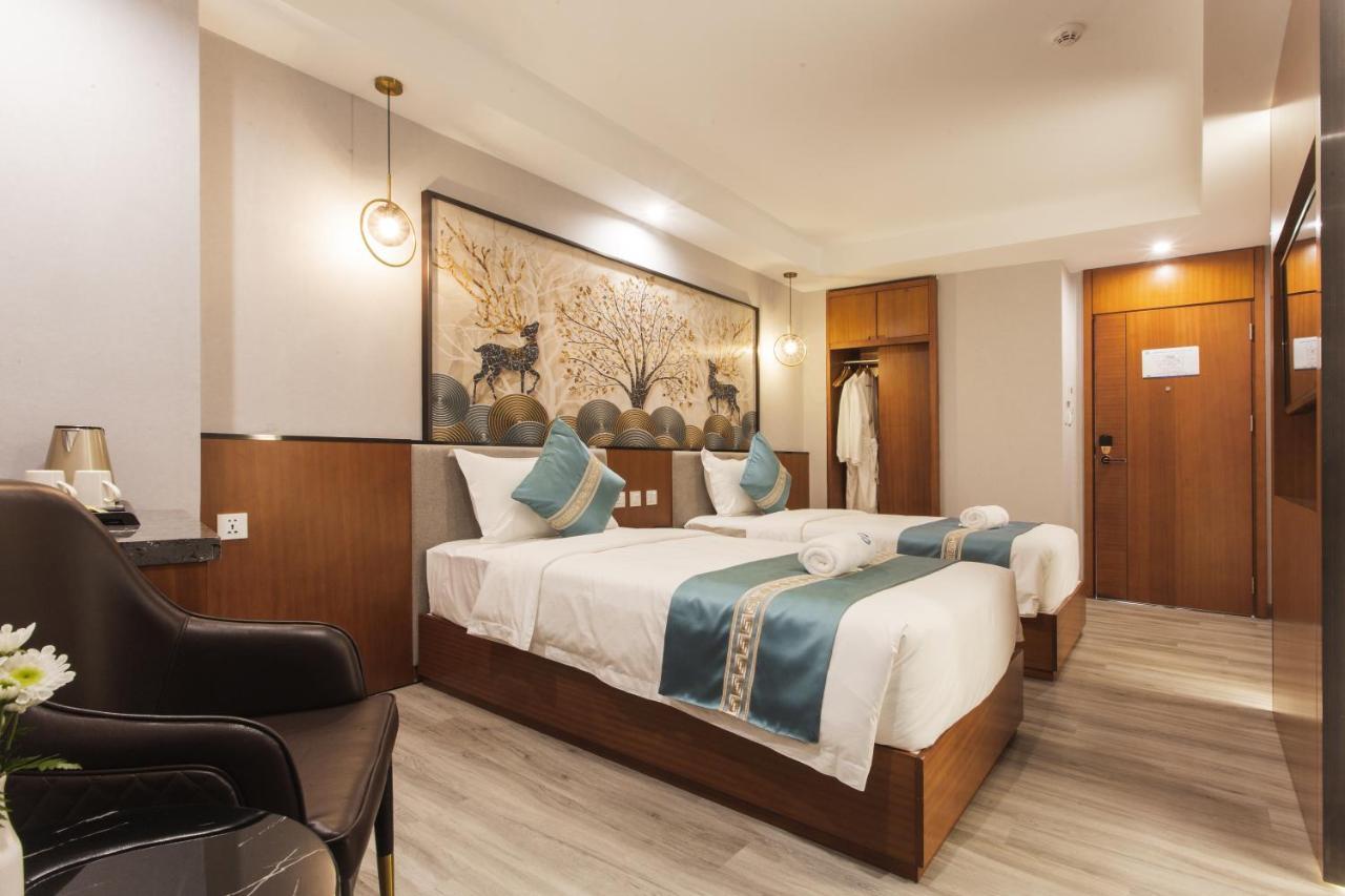 Thapae Twins Hotel 치앙마이 외부 사진