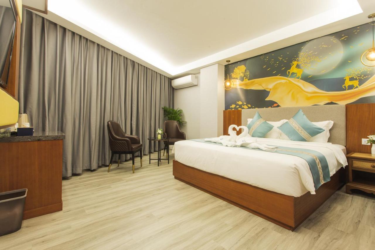Thapae Twins Hotel 치앙마이 외부 사진