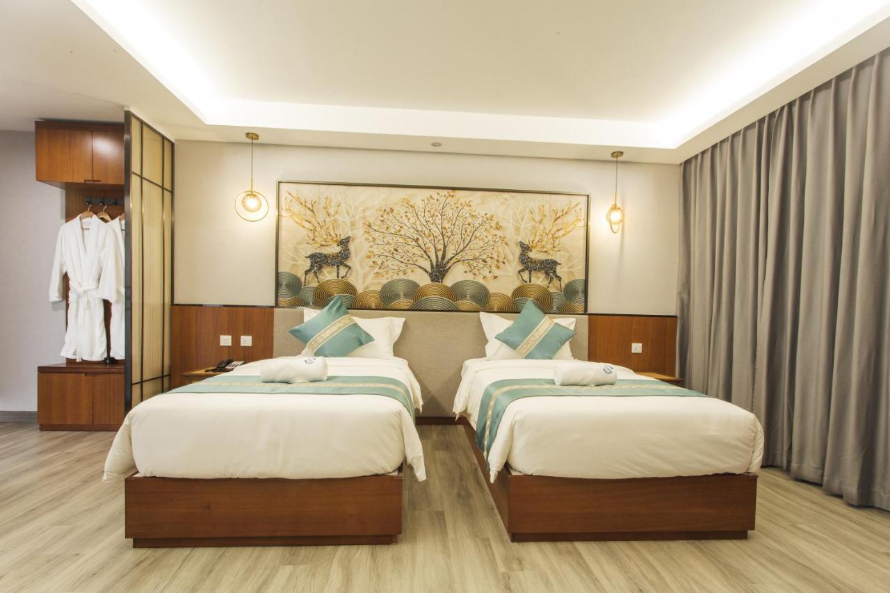 Thapae Twins Hotel 치앙마이 외부 사진