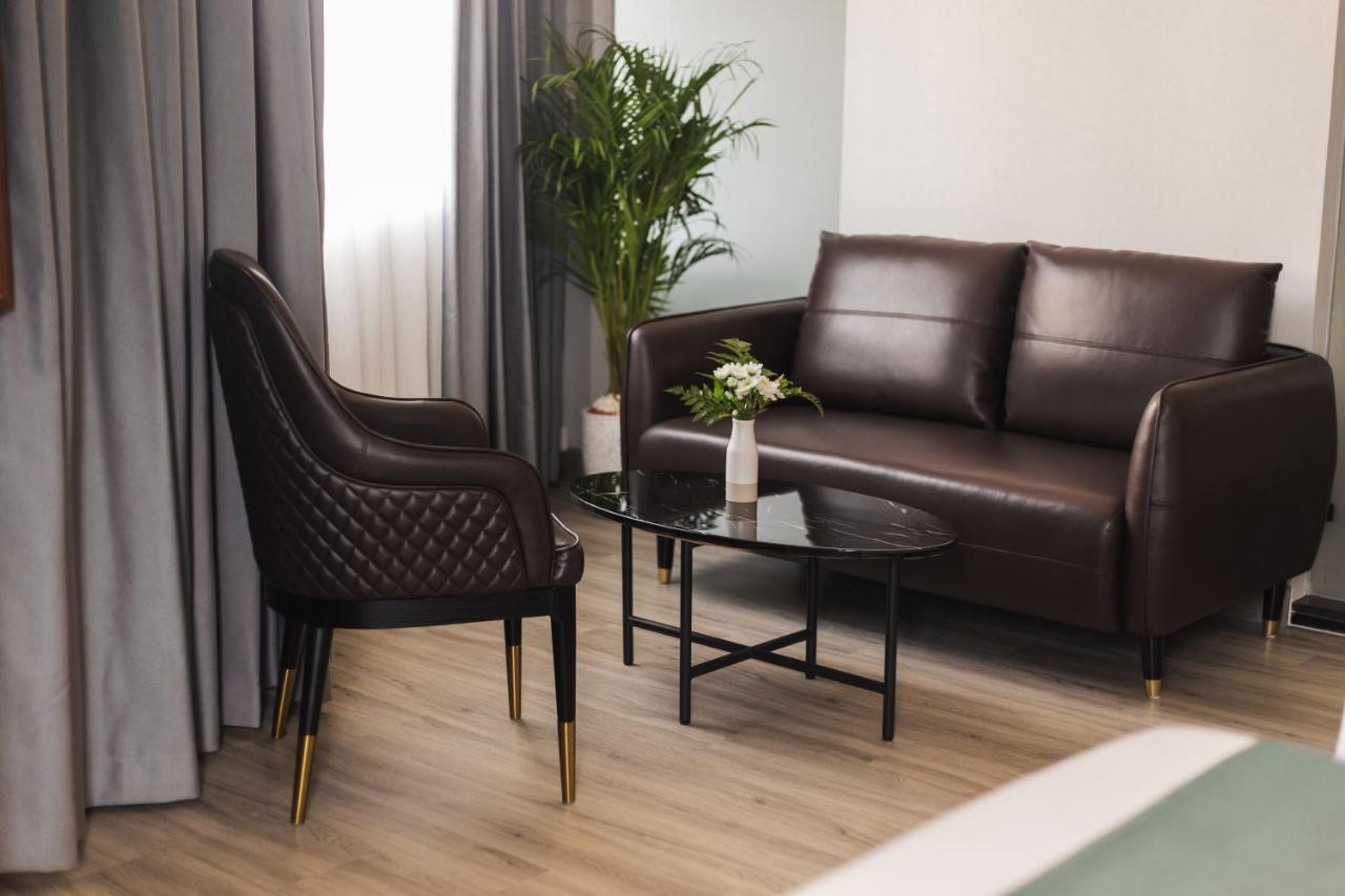 Thapae Twins Hotel 치앙마이 외부 사진