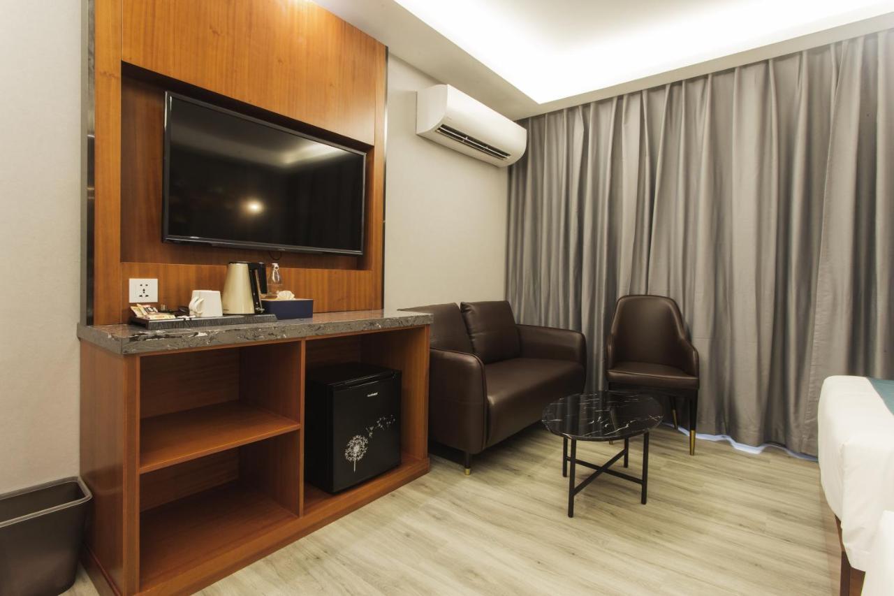 Thapae Twins Hotel 치앙마이 외부 사진